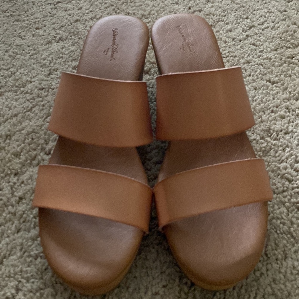 Women sandals - Picture 2 of 3
